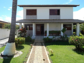 House in Guarajuba, 200m from beach
